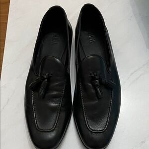 Zara Classic Black Leather Loafers